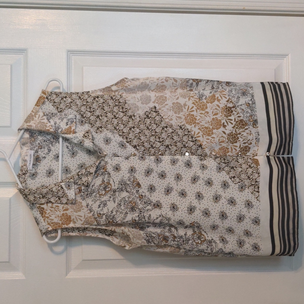 Calvin Klein sleeveless blouse, brown, black, gold, brown, ivory, and grey. Szlg